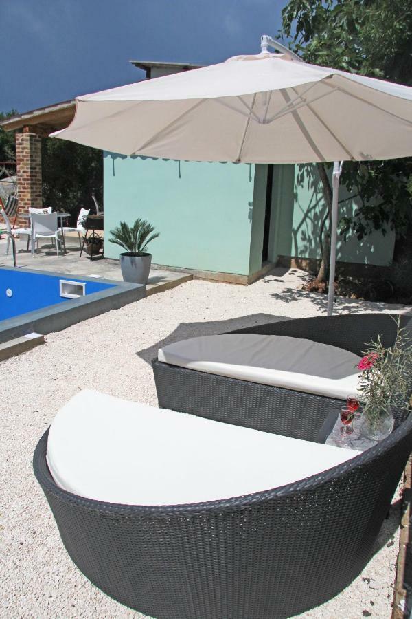 Apartmans Dina And Hana Radeki Polje 50 Apartment Loborika Ngoại thất bức ảnh