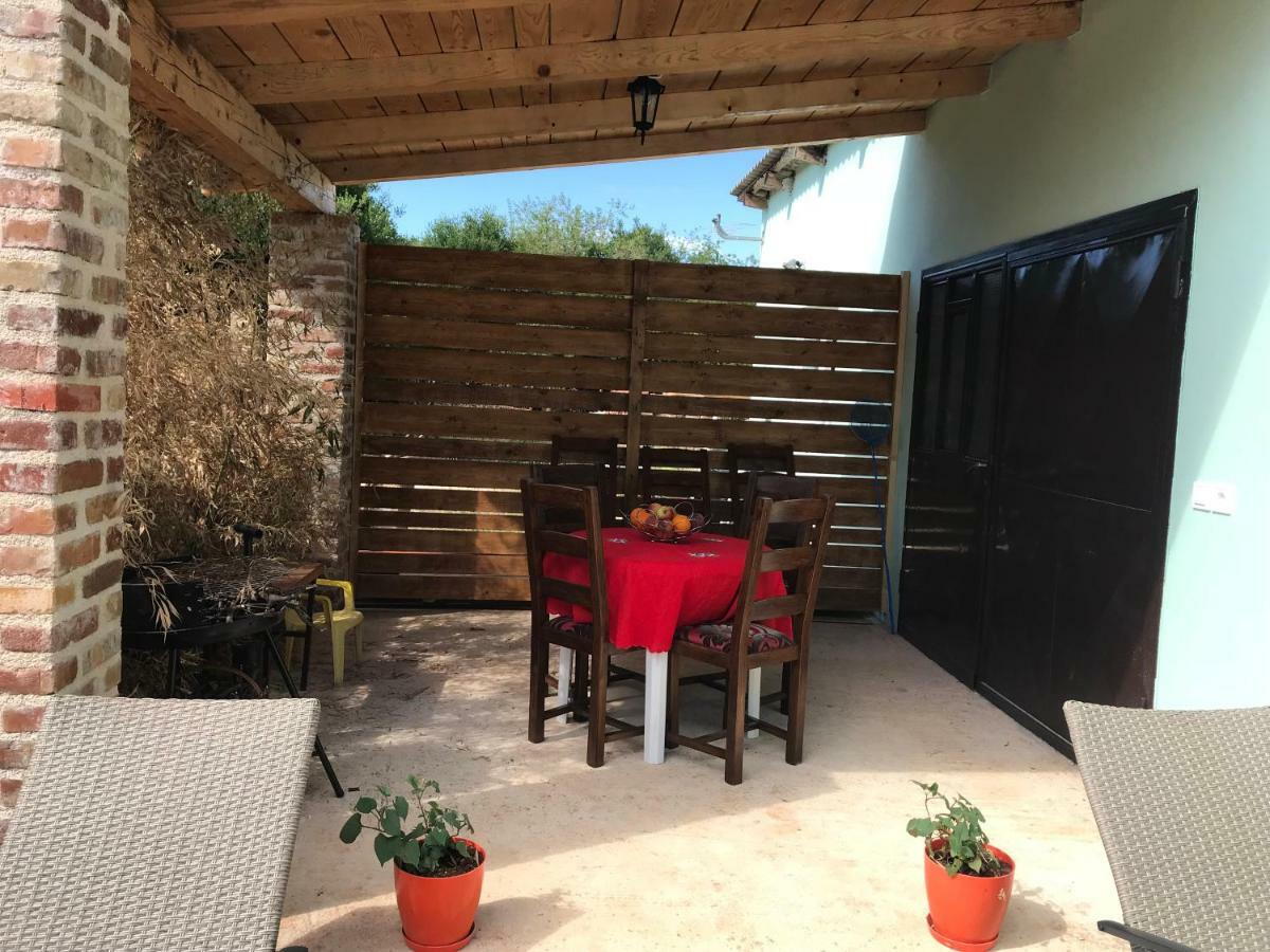 Apartmans Dina And Hana Radeki Polje 50 Apartment Loborika Ngoại thất bức ảnh